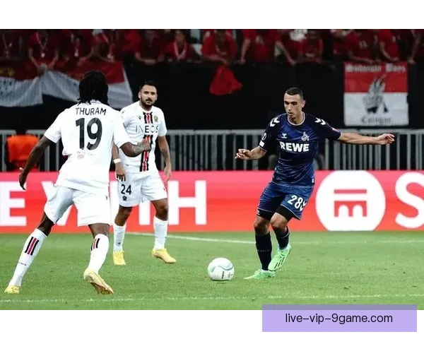 新浪体育足球直播全景解析焦点赛事实时战报与深度评论精彩瞬间